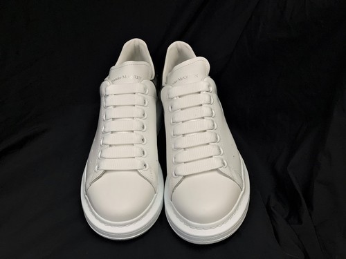 Alexander McQueen Sovrasuola bianca in argento scuro 18992848