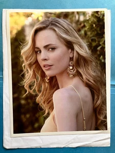 Melissa George, Original Talentagentur Headshot Foto mit Credits - Bild 1 von 2