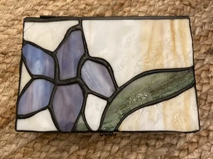 Vintage Gebeizte Kunst Lilie Schatulle Schmuck Schmuck Andenken Handarbeit - Bild 1 von 10