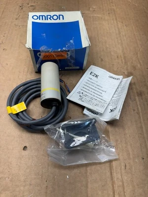 NEW IN BOX OMRON CAPACITIVE PROXIMITY SWITCH E2K-C25MY2 - Image 1 of 4