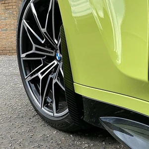 Kit de protectores de arco/solapa frontal de carbono brillante diseño AP para BMW M3 G80 - Imagen 1 de 1
