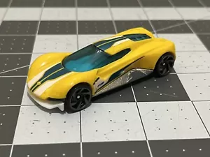 Hot Wheels Crescendo Yellow 234/250 2021 HW Exotics 7/10 - Picture 1 of 5