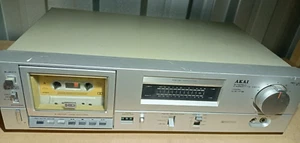 VINTAGE AKAI HIFI STEREO CASSETTE DECK CS-F9 - FOR PARTS - READ DESCRIPTION - Picture 1 of 14
