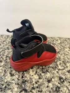 Nike Jordan Formula 23 BT Black/Black-Gym Red (881471-001) Gr. 5c - Bild 1 von 5