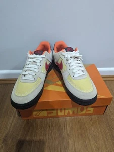 Nike Air Force 1 '07 Somos Familia - Picture 1 of 16