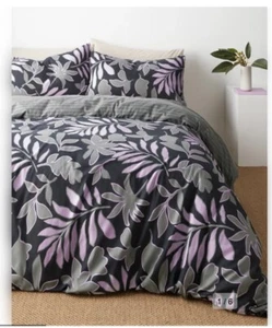 Lailie Floral Flannelette Single Quilt Cover Set Brand New - Picture 1 of 3