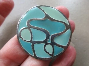 VINTAGE RETRO LARGE SILVER TONE TURQUOISE ENAMEL ABSTRACT MODERNIST FOB PENDANT - Picture 1 of 2
