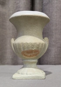 Raynham (Australia) Vintage Retro- Small, Pale Moss Green, Urn Vase 11 cm tall - Picture 1 of 6