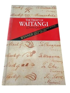 The Treaty of Waitangi by Orange Claudia Paperback Book LIKE NEW Māori & British - Picture 1 of 6