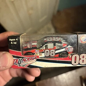 2008 Action Racing Collectable 1:64 Talladega Super Speedway Car number 08 (BB) - Bild 1 von 6