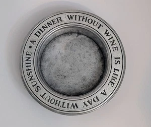 Portabotellas de Vino Wilton Armetale Peltre De Colección, EE. UU., “Cena Sin Vino”, 6.5” - Imagen 1 de 14