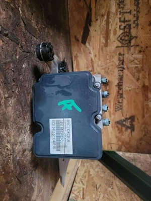 13 14 15 BMW 740I Anti-lock Brake Parts - Imagem 1 de 2