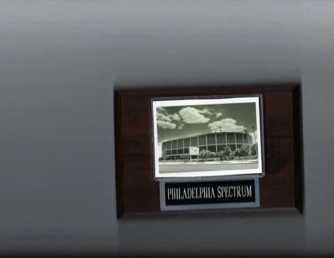 PHILADELPHIA SPECTRUM PLAQUE FLYERS 76ERS BASKETBALL HOCKEY NHL NBA Cover