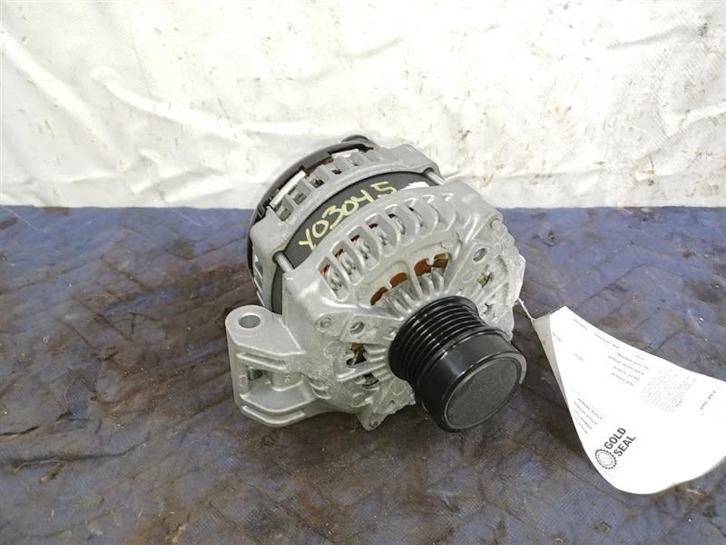 Alternador 220 Amp 12V 68391579AB para 21-23 Jeep Grand Cherokee WL 3.6L 2725382 Foto 1 de 3