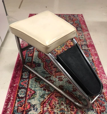 Shelby-Williams Mid-Century Chrome Shoe Store Foot Stool Bench Rest/Shoe Fitting - Image 1 of 4