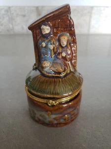 Vintage Gold Hinged Trinket Box Bethlehem Stable Jesus Porcelain - Picture 1 of 10