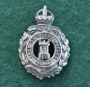 The 8th (Isle Of Wight Rifles) Bttn, The Hampshire Regiment TF Cap insignia - Blanco - Imagen 1 de 3