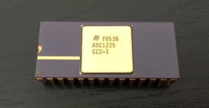 NOS National Semiconductor ADC1225CCD-1 12-bit CMOS A/D Converter Gold CDIP 1pc - Picture 1 of 1