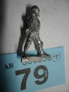 Warhammer 40k Necromunda Hive Ganger early Confrontation Hunter 4 rare metal B79 - Picture 1 of 3