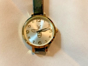 Nuevo reloj analógico de pulsera de acero inoxidable abeja para mujer con correa negra EF - Imagen 1 de 6