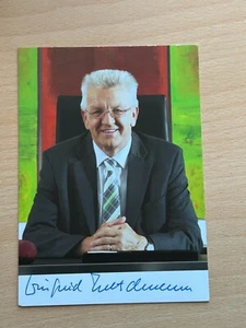 Winfried Kretschmann - Ministerpräsident - Autogrammkarte orig. signiert #38527 - Picture 1 of 2