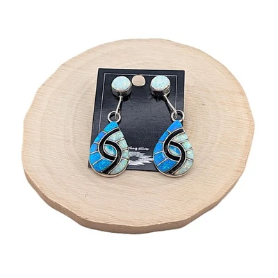 Native American Jewelry Zuni Hummingibird Earrings Sterling Silver Handmade *** - Image 1 of 4