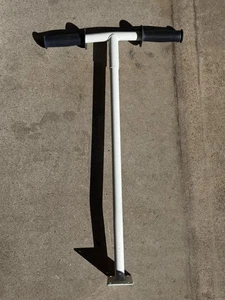 Vtg Skateboard Converter White Metal T Handle Bar into Scooter w/ Rubber Grips - Picture 1 of 5
