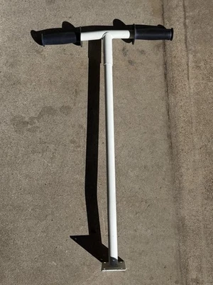 Vtg Skateboard Converter White Metal T Handle Bar into Scooter w/ Rubber Grips - Image 1 of 4