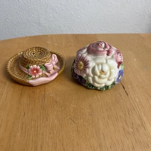 Vintage Gift Co Salt and Pepper Shakers Pair Of Victorian Style Hat & Flowers - Picture 1 of 3