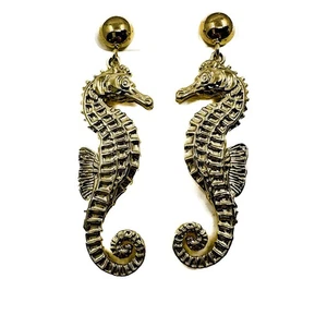 Sold Out J.CREW Seahorse Drop Earrings Gold Tone Nautical Ocean Resort Jewelry - Picture 1 of 7