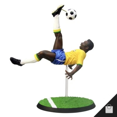 Pelé Statue Figure Kotobukiya 20th Century Icon 1:12 Limited Edition Pele Legend - Image 1 of 4