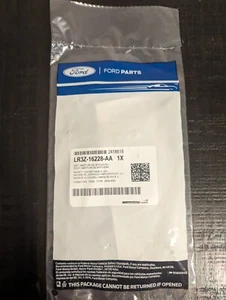 2020-2023 Mustang Ecoboost Ford OEM 2.3L High Performance 5.25" Fender Emblem RH - Picture 1 of 2