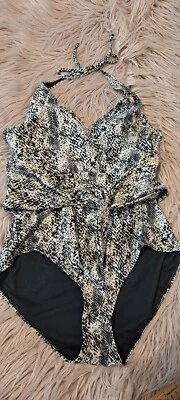  Traje de baño Jones New York para mujer MULTICOLOR de una pieza con cinturón talla mediana Foto 1 de 4