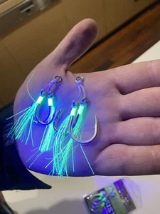 4 Sets Of Twin Assist Hooks Jigging Hooks UV Lumo - Slow Pitch Jigs 2/0-9/0 - Picture 1 of 4