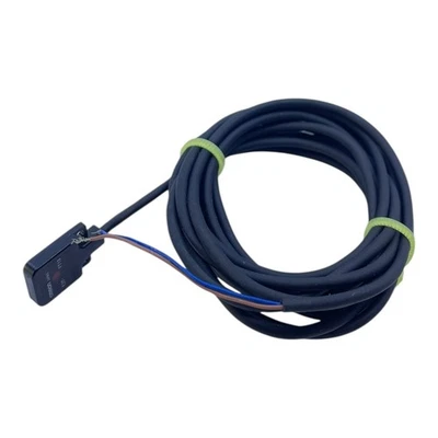 Omron Proximity Sensors Sensor E3T-FT13 By Omron Industry - Image 1 of 4