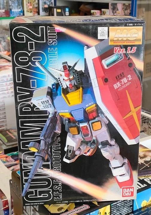 BANDAI GUNDAM RX-78-2 MOBILE SUIT PROTOTYPE - VERSIONE 1.5 - 1/100 MG GUNPLA - Immagine 1 di 1