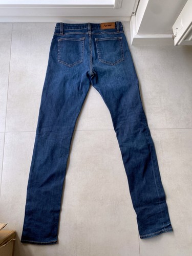 Jeans da donna in vero denim blu Acne Studios Flex S prezzo consigliato $65 USD taglia 28 32