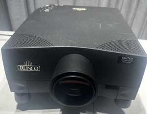 Runco LCP-500 LCD Projector w/remote - Picture 1 of 9