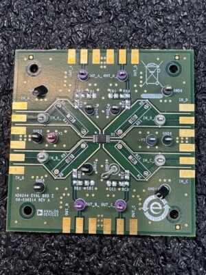 Dispositivos analógicos AD8244 EVAL BRD Z 08-036514 REV A Foto 1 de 4
