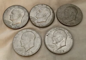 Lot of 5 Eisenhower Dollars - Two 1971D & Three Bicentennial Type 1 - Circulated - Picture 1 of 4