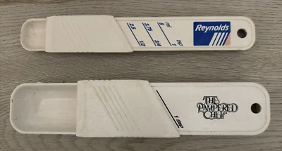 Vintage Reynolds & The Pampered Chef Plastic Measuring Spoons USED Good Cond. - Image 1 of 4