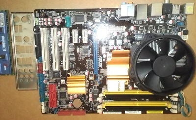 KIT    ASUS P5QL-E +QUAD CORE (Q6600) +1GB DDR2+MASCHERINA+TESTATA FUNZIONANTE. - Immagine 1 di 4