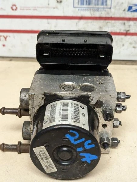 Chrysler Town & Country 2008 conjunto de módulo de bomba de freno antibloqueo ABS OEM 08 Foto 1 de 1