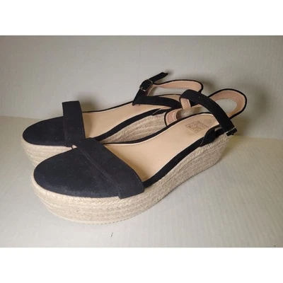 Womens Size 40 (8.5) Black Strappy Platform Wedge Espadrille Woven Roman Sandal - Image 1 of 4