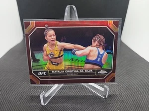 2024 Topps Chrome UFC Magenta Refractor Natalia Cristina da Silva #146 Rookie RC - Bild 1 von 2