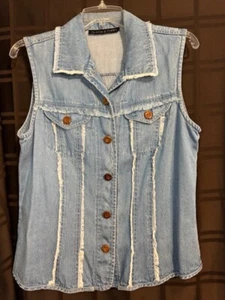 Alexis & Avery Size M Sleeveless top/vest button closure, collar, pockets - Picture 1 of 8