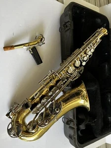 Bundy Eb Alto Saxophone - Picture 1 of 1