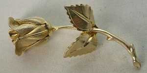 Vintage Gold Tone Giovanni Rose Flower Branch & Leaves Multi Dimensional Pin - Picture 1 of 4