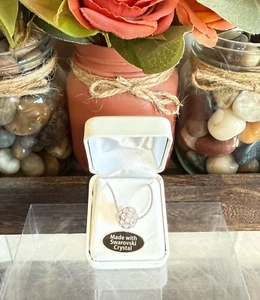 Collar Colgante Elementos Cristal Swarovski Ajustable con Caja de Regalo de Cuero - Imagen 1 de 4