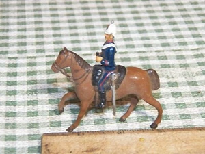 Soldado de metal de colección en un caballo marrón brigadier artillería británica Queensland - Imagen 1 de 5